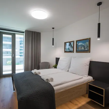 Myflat Wave Yacht Apartament *